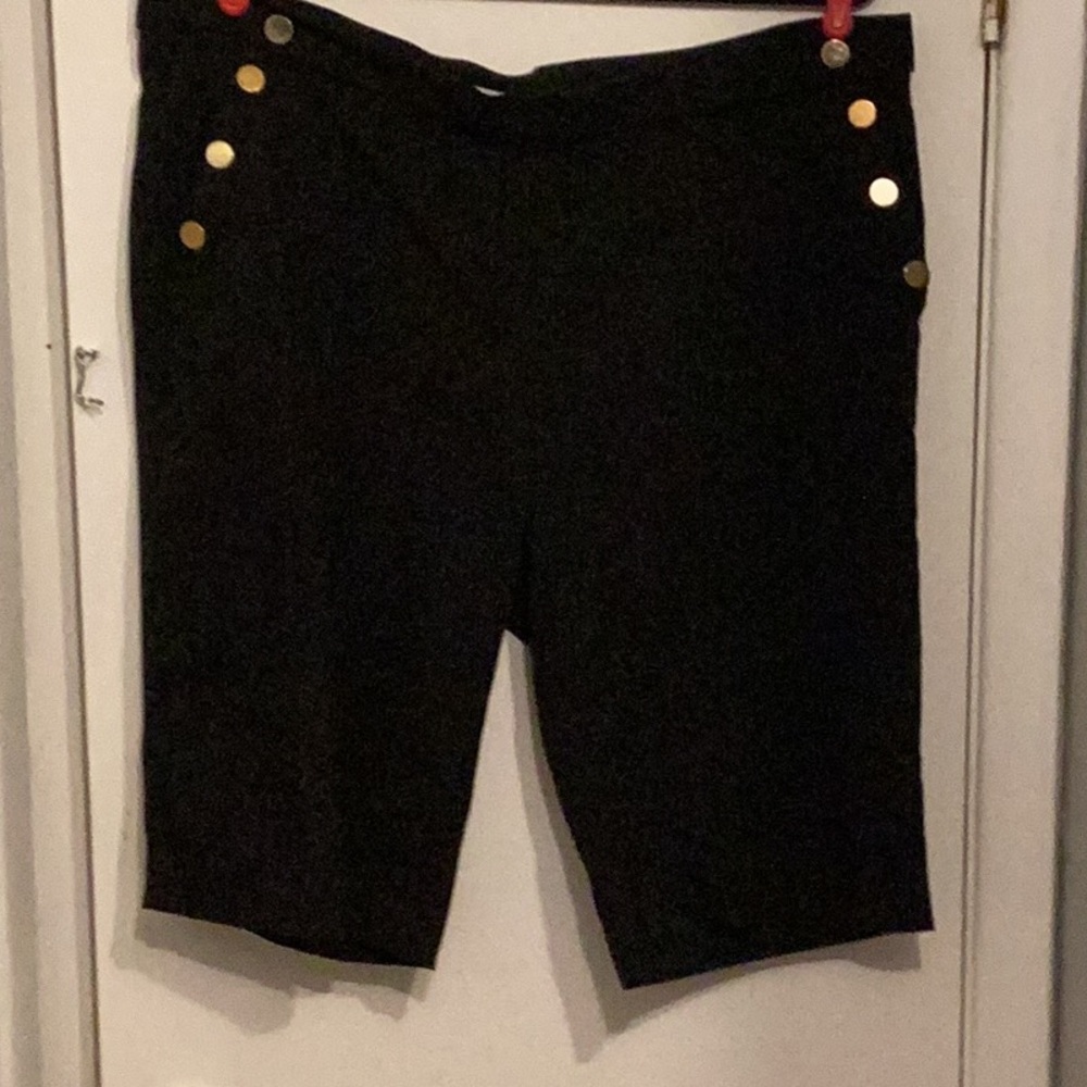 Liz Claiborne Black Women's Shorts with Gold Buttons.  NWOT